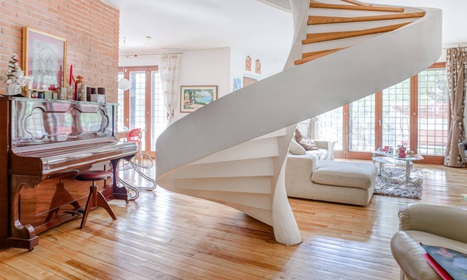 Riano Villa | Belvilla by OYO Guest House Belvedere