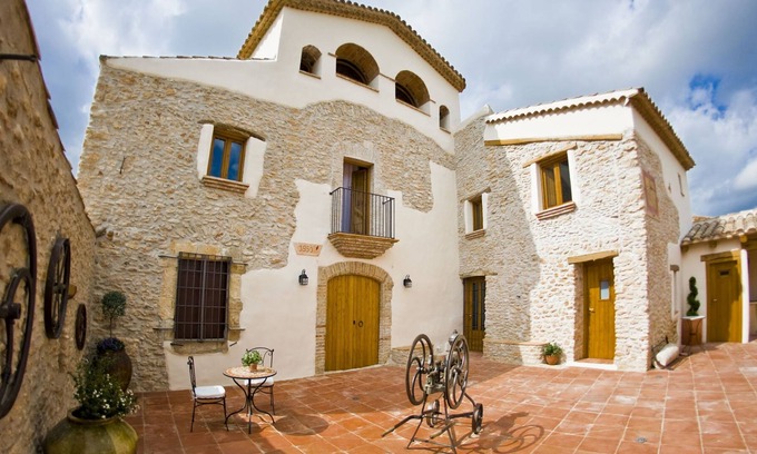 La Bisbal del Penedes Villa | Belvilla by OYO Mas Llagostera