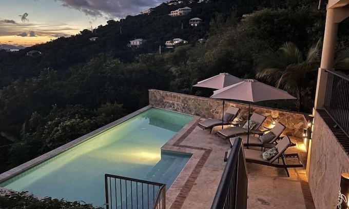 Monte Villa | Beneath the Mango Tree: Private Pool, Prime Location, Stunning Sunsets!