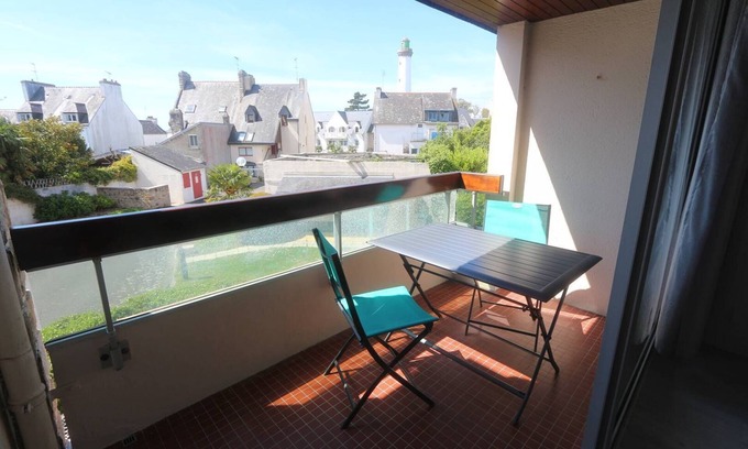 Benodet Apartment | Bénodet, nice 2* apartment with balcony, beach and shops on foot!