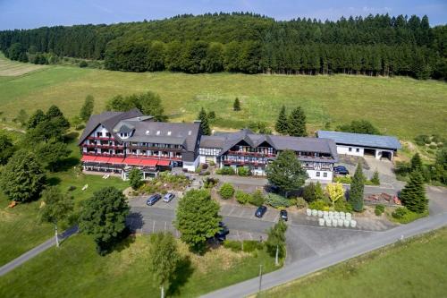 Cobbenrode Hotel | Berghotel Habbel und die Welt kann warten