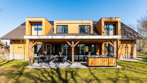 Wekerom House | Berken Villa | 24 personen