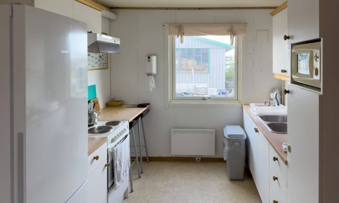 Berlevag Hotel | Berlevåg Motell & Camping AS