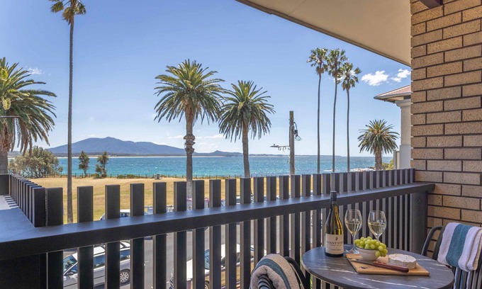 Bermagui Hotel | Bermagui Beach Hotel