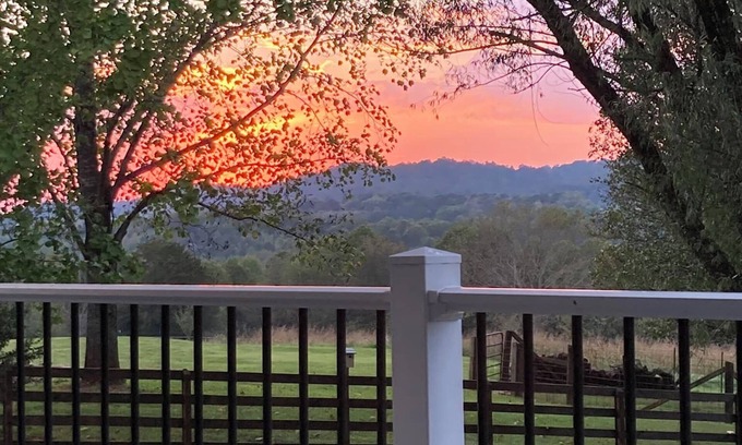 Madisonville Apartment | Berry Acres Retreat