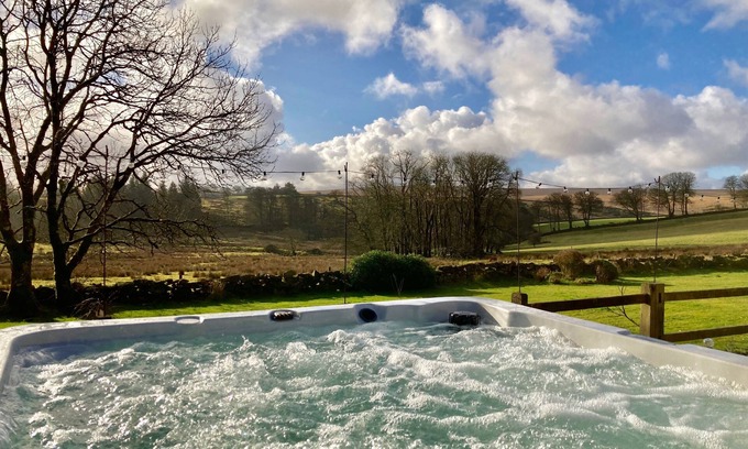 Dartmoor National Park House | Bespoke country house in the heart of Dartmoor with hot tub and private grounds.