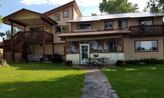 Pagosa Springs Apartment | Best Deal in Pagosa! Lake Front Rental - Rent 1 or 2 Bedrooms