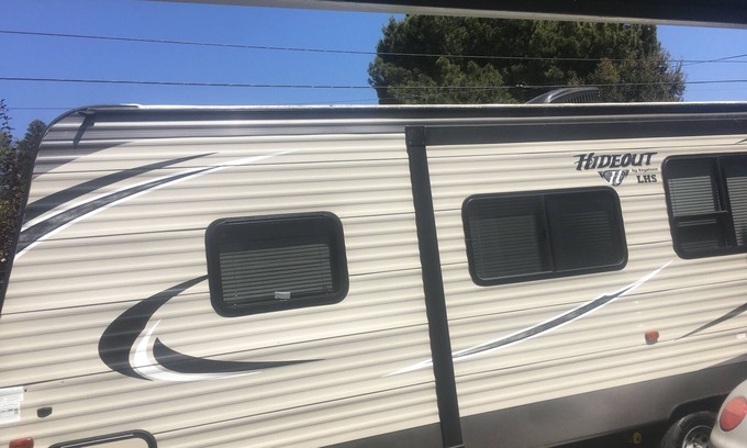 North Hills East House | Best price, clean and new rv trailer