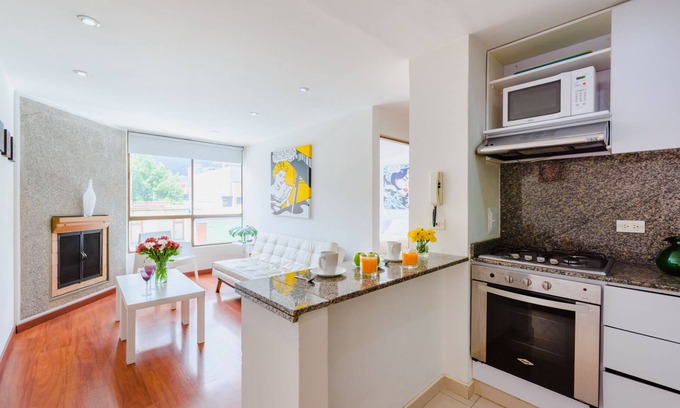 Zona Rosa Apartment | BEST PRICE in the Area ! Modern apt El Retiro - Zona Tn