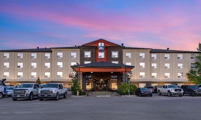 Bonnyville Hotel | Best Western Bonnyville Inn & Suites