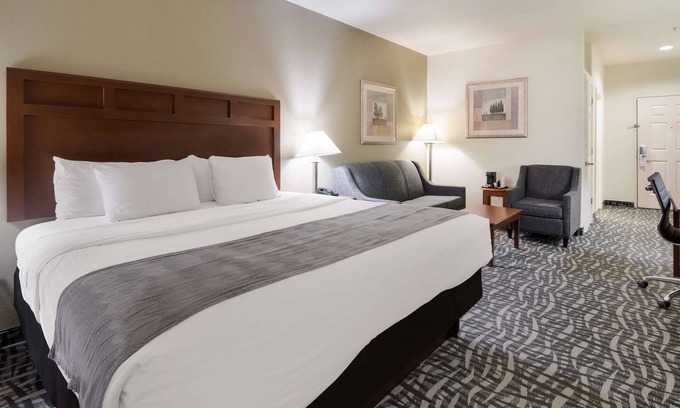 Comanche Hotel | Best Western Comanche Inn