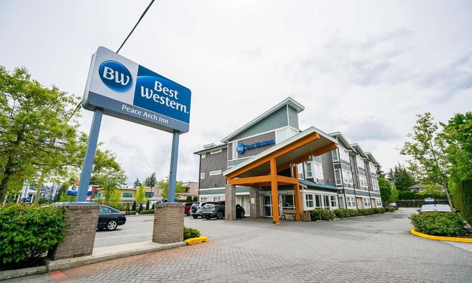 South Surrey Hotel | Best Western Peace Arch Inn