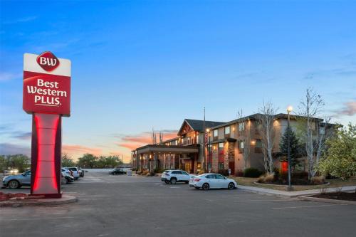 Ballard Hotel | Best Western Plus Landmark Hotel