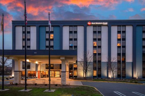 Secaucus Hotel | Best Western Plus Meadowlands