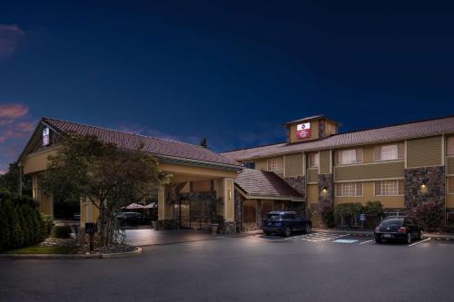 Wilsonville Hotel | Best Western Plus Parkway Inn