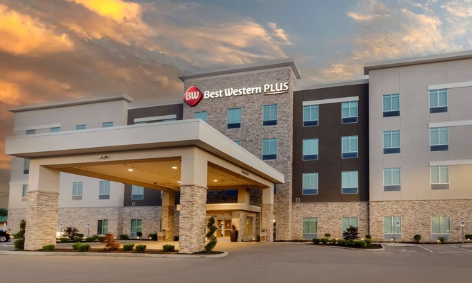Airport Township Hotel | Best Western Plus St. Louis Airport Hotel