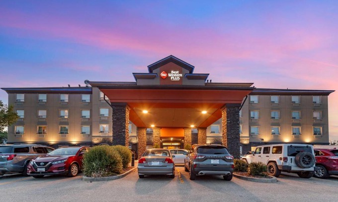 St. Albert Hotel | Best Western Plus The Inn at St Albert