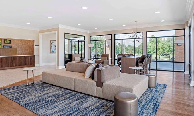 Demopolis Hotel | Best Western Plus Two Rivers Hotel & Suites