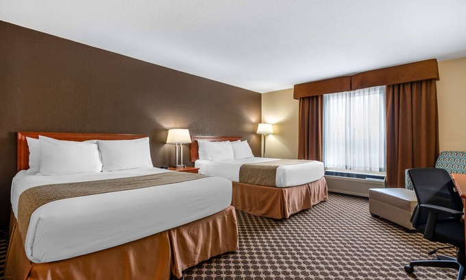 Strathmore Hotel | Best Western Strathmore Inn
