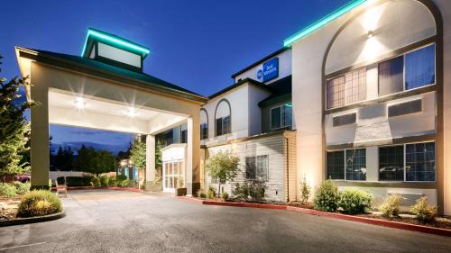 Woodland Hotel | Best Western Woodland Inn