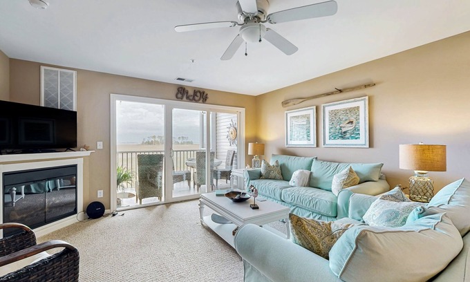 Ocean View Condo | Bethany Bay 2nd floor condo w/shared pool, tennis court, on-site golf, balcony