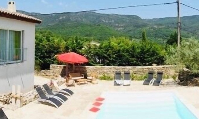 Saint-Privat House | Between nature and vineyards in a charming village on the southern Larzac.