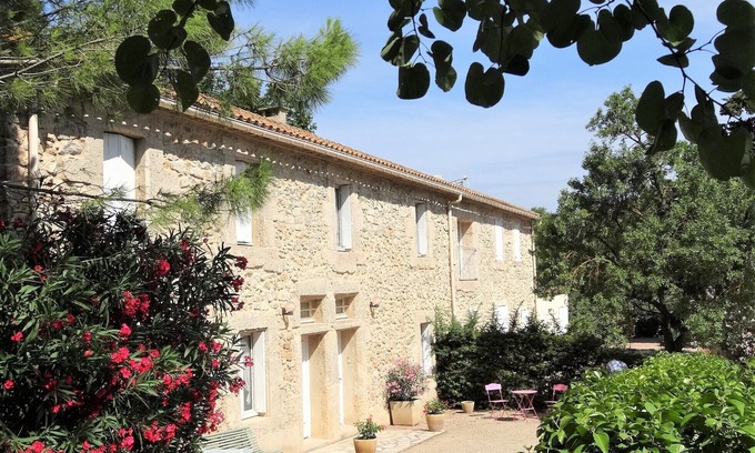 Narbonne House | Between sea and Canal du Midi, LA VIGNERAIE, comfortable air-conditioned gîte