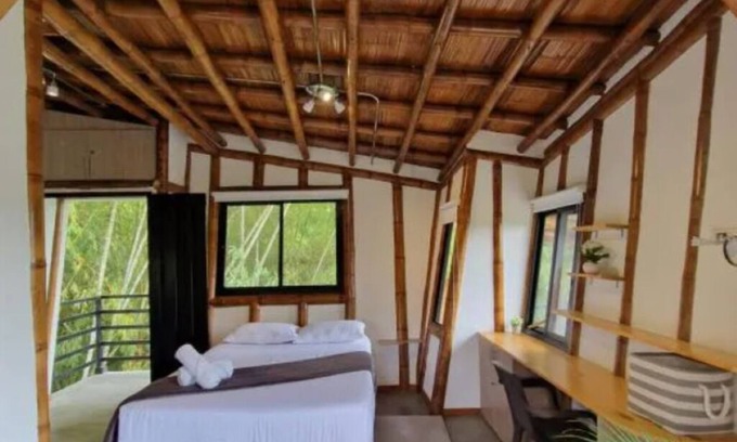 Filandia Cabin | Bhutan Filandia - Studio with Balconynn