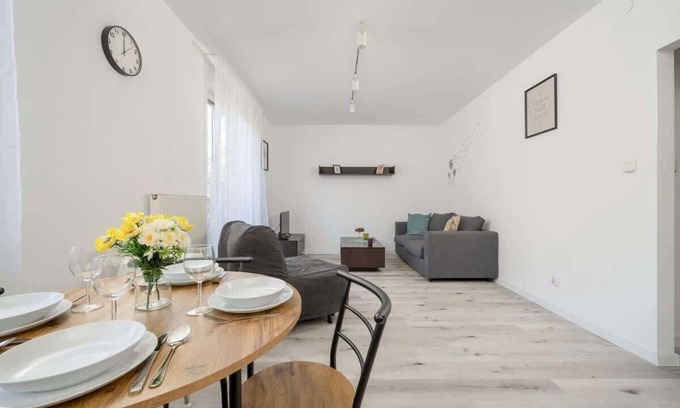 Fabryczna Apartment | Białowieska 26A | Stylish Apartment | Wi-Fi
