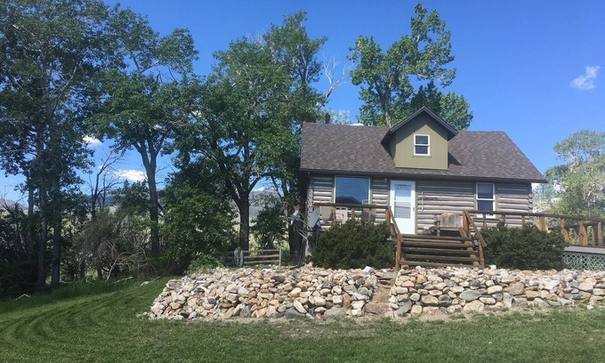 Glen Cabin | Big Hole River Cabin