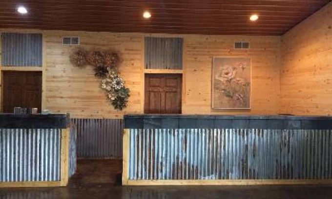 Lewistown Hotel | Big Horse Inn and Suites