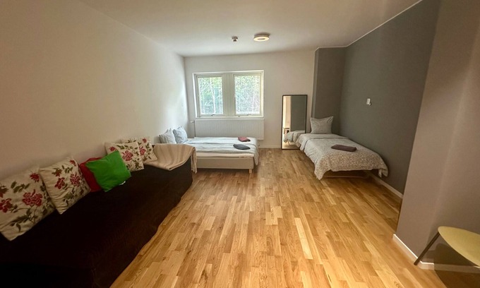 Karrdal Apartment | Big Studio Apartment in Sollentuna, Stockholm