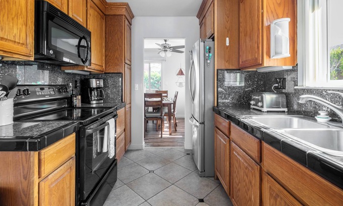 Clairemont Mesa West House | BigE Beach Bungalow