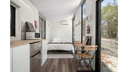 Black Range House | Bilby Park Escape 1 by Tiny Away