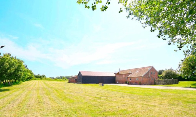 Knodishall House | Billeaford Barn