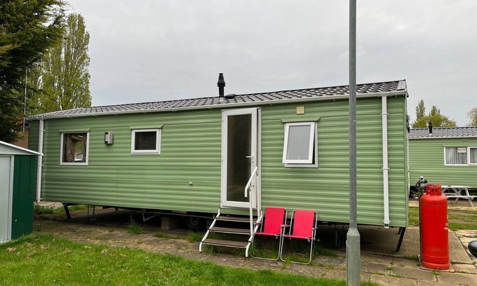 Great Houghton Cabin | Billing Aquadrome Caravan Holiday Home