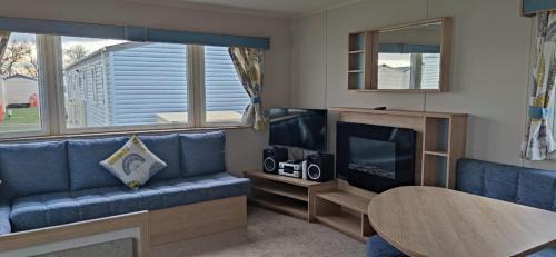 Great Houghton House | Billing Aquadrome, Horizon 3 Bedrooms, BLP 17A