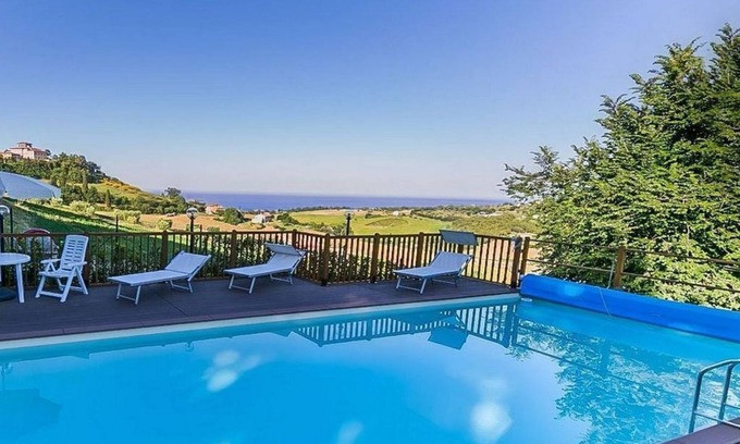 Capodarco Apartment | BILOCALE N.89 - Country House "La casa di Carla", free swimming pool, 3 km from the sea