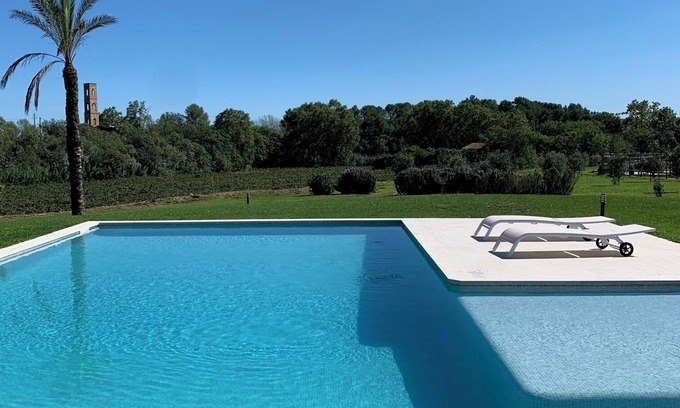 San Martin Sarroca House | Bio Resort Mediterraneo, modern house with vineyards, swimming pool and nature
