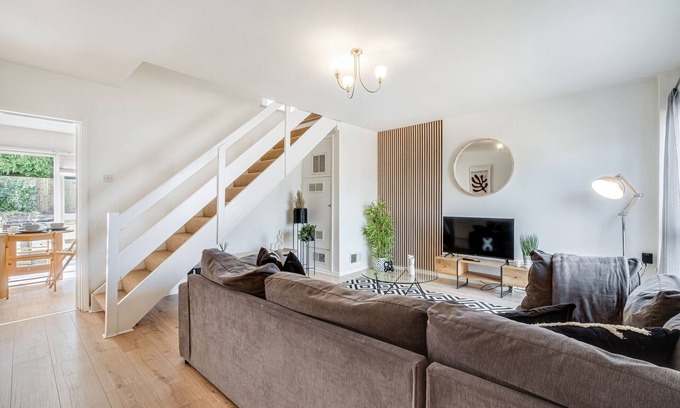 Northampton House | Birch Barn Inn by Our Home Short Stays