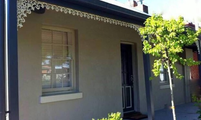 Bathurst House | Birch Cottage Bathurst
