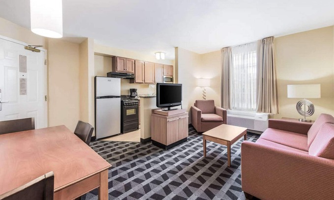 Blue Ash Condo | Birch Hill Suites Extended Stay - Blue Ash