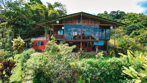 La Tigra Bed & Breakfast | Birds & Breakfast Costa Rica