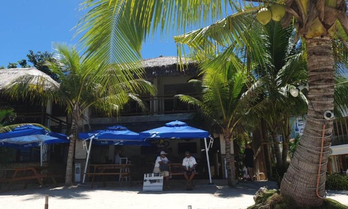 Danao Hotel | birdwatchers beachfront hotel panglao
