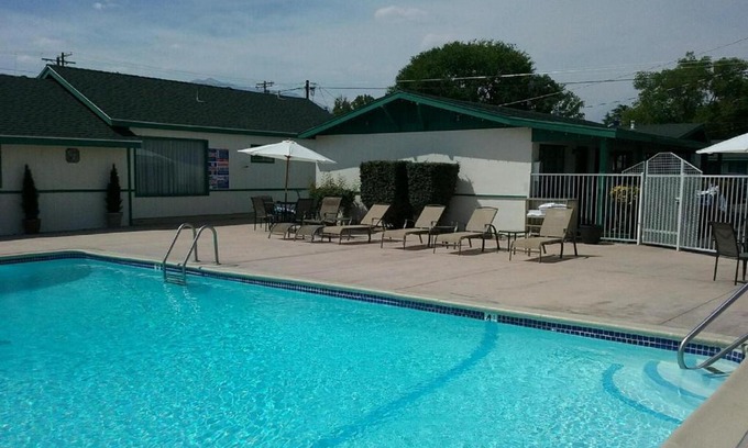 Bishop Hotel | Bishop Village Motel