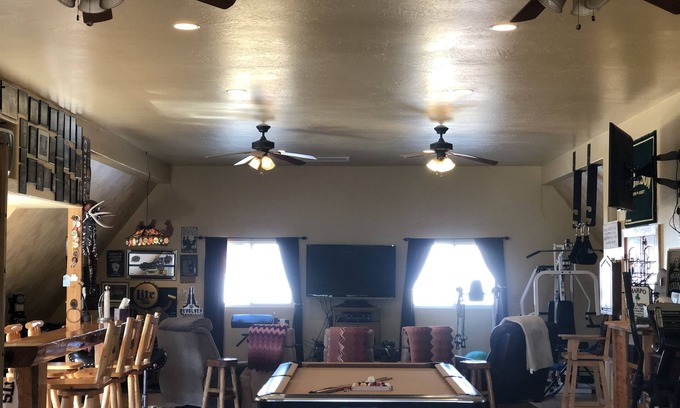 Stevensville Condo | Bitterroot Man Cave Getaway