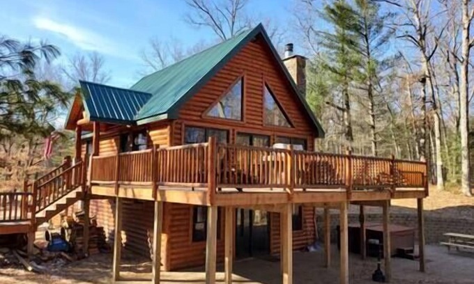 Baldwin House | Black Bear Cabin-Hot tub, Pet friendly, Riverfront
