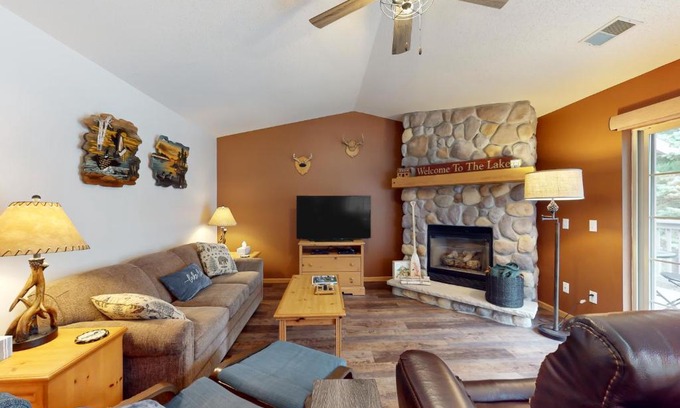 St Germain Apartment | Black Bear View