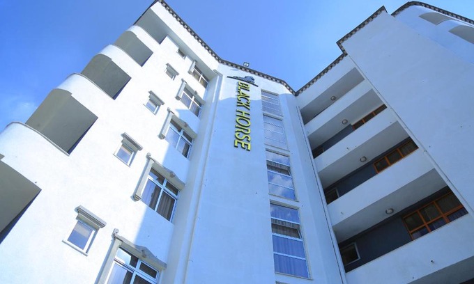 Kirkos Hotel | Black Horse Hotel
