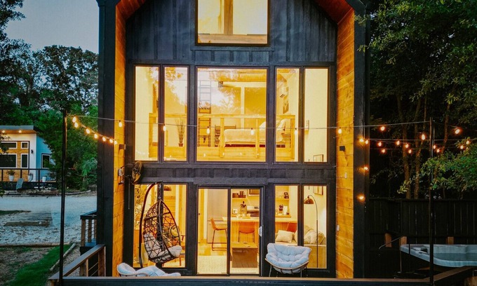 Athens House | Black Walnut on water w/hot tub